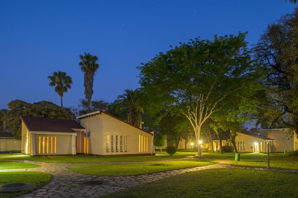 Kadoma Hotel & Conference Centre Dış mekan fotoğraf